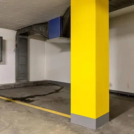 Haus Lorez B-5 Αρόζα